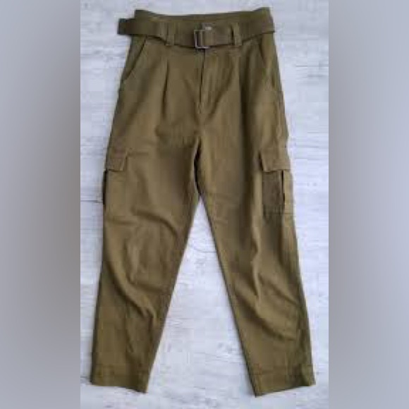 Gap High Waisted belted cargo pants - Picture 5 of 5